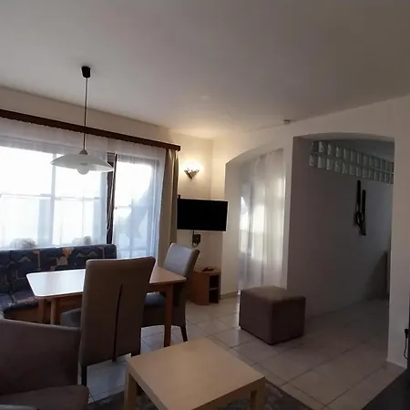 アパート Vyhlidka